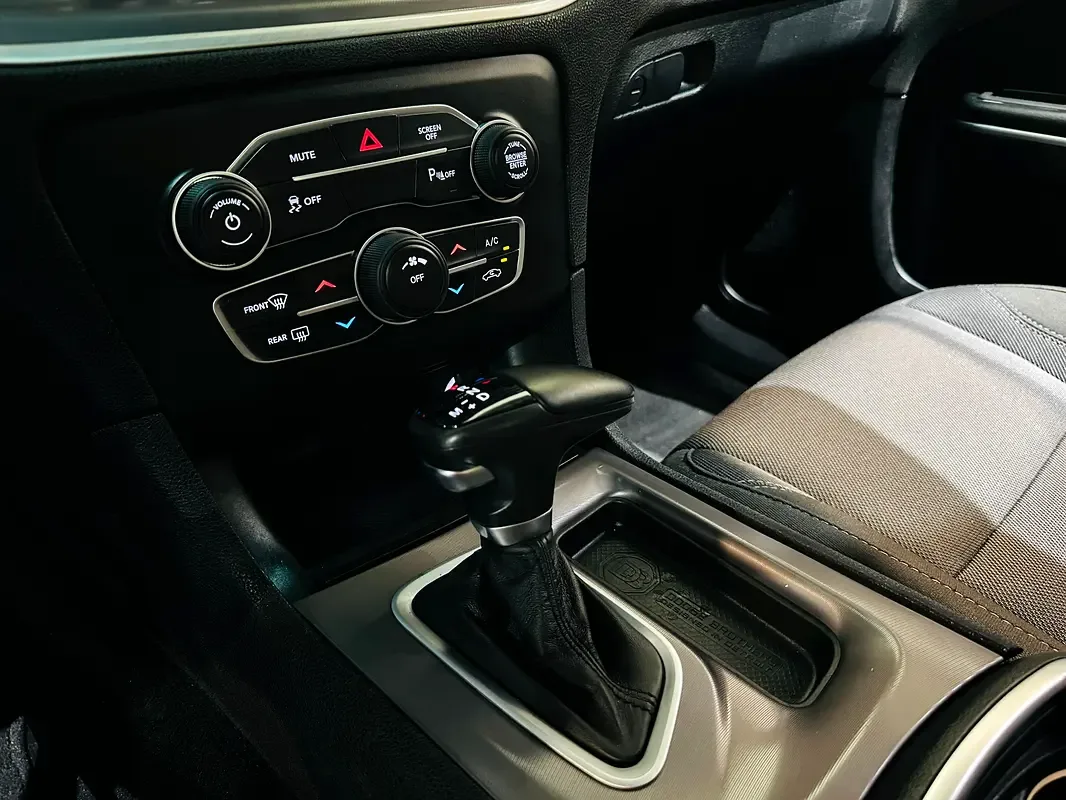 Dodge Charger 3.6 AT AWD (296 حصان) - 14