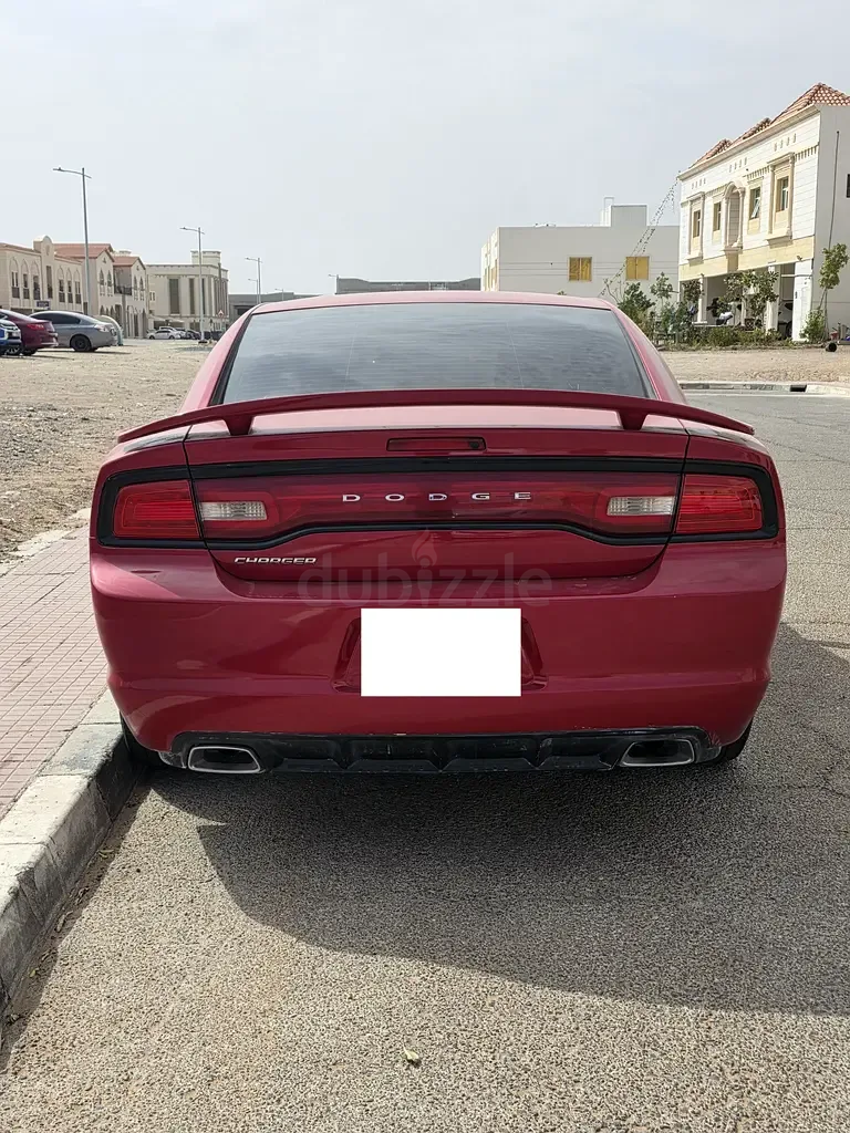 Dodge Charger 3.6 AT RWD (296 hp)