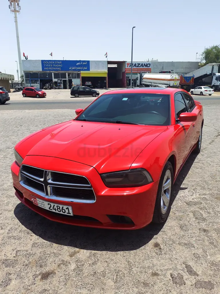 Dodge Charger 3.6 AT RWD (296 hp)