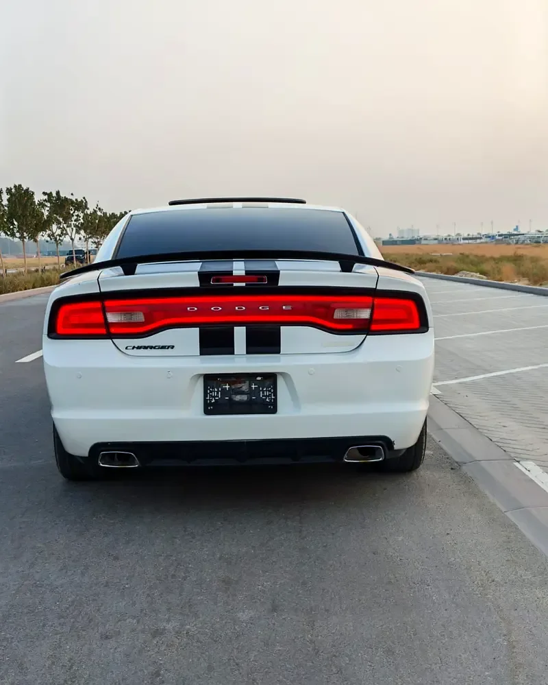 Dodge Charger 3.6 AT RWD (296 حصان) - 5