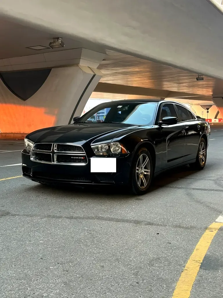 Dodge Charger 3.6 AT RWD (296 hp)