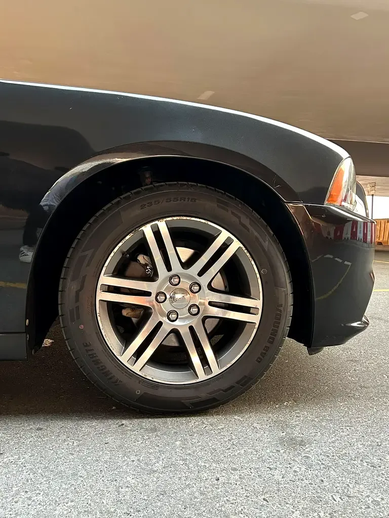Dodge Charger 3.6 AT RWD (296 hp) - 8