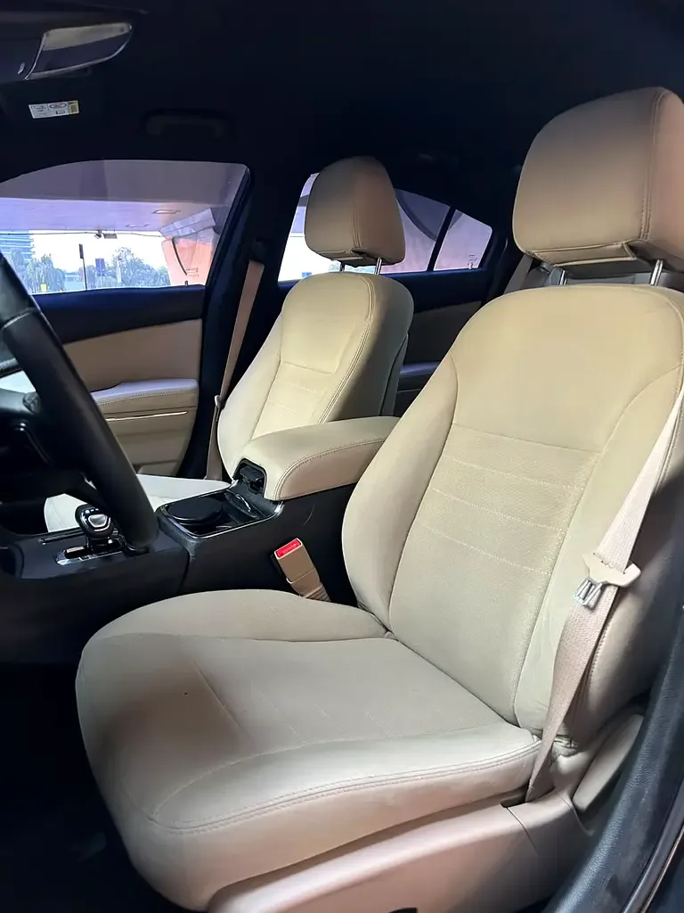 Dodge Charger 3.6 AT RWD (296 hp) - 16