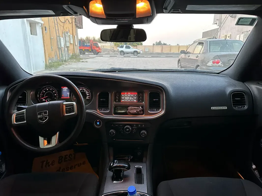 Dodge Charger 3.6 AT RWD (296 hp) - 6