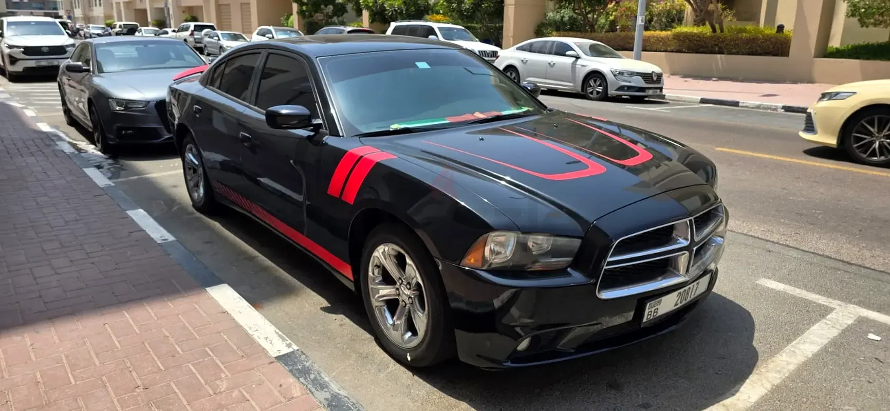 Dodge Charger 3.6 AT RWD (296 حصان)