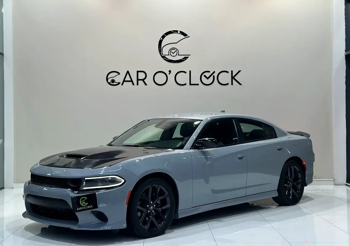 Dodge Charger 5.7 AT (377 hp)
