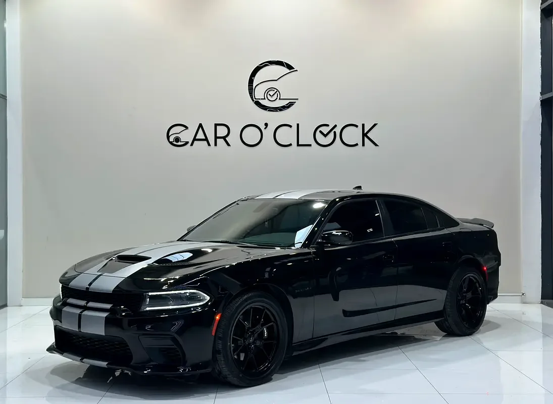 Dodge Charger 5.7 AT (377 hp)