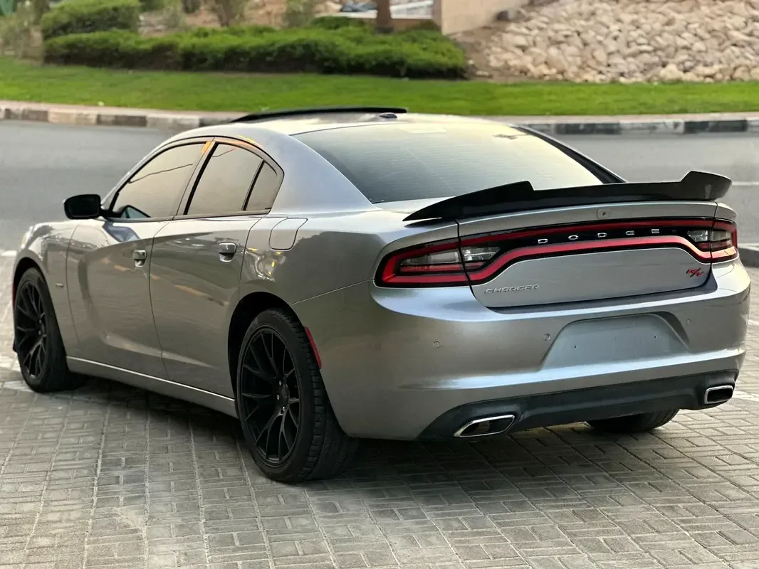 Dodge Charger 5.7 AT (377 حصان) - 6