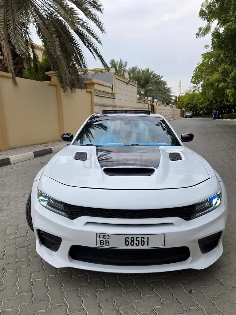 Dodge Charger 5.7 AT (377 حصان) - 3