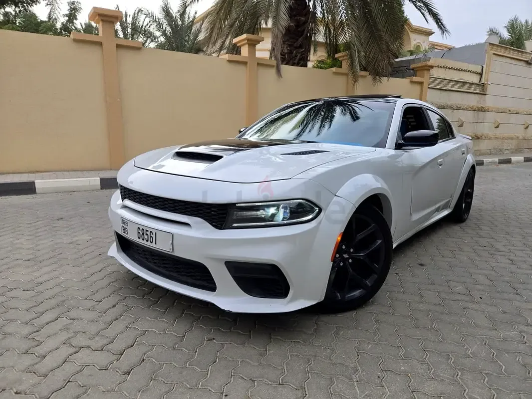 Dodge Charger 5.7 AT (377 حصان) - 7