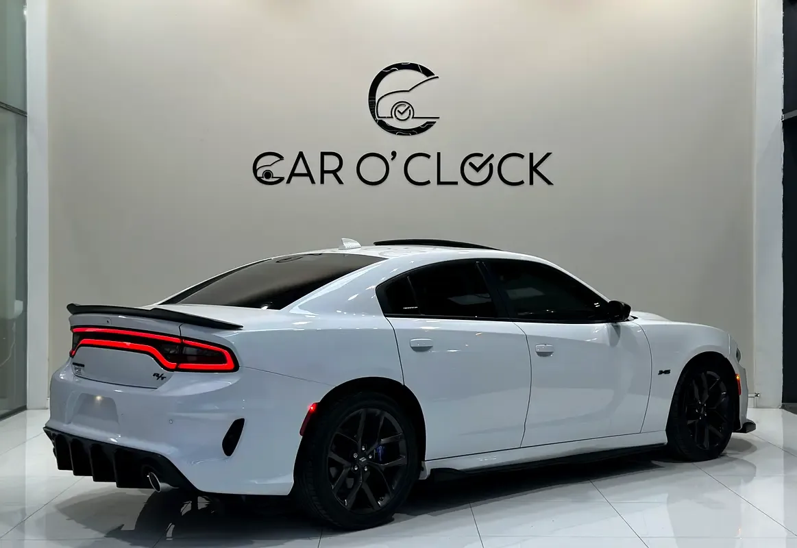 Dodge Charger 5.7 AT (377 hp) - 6