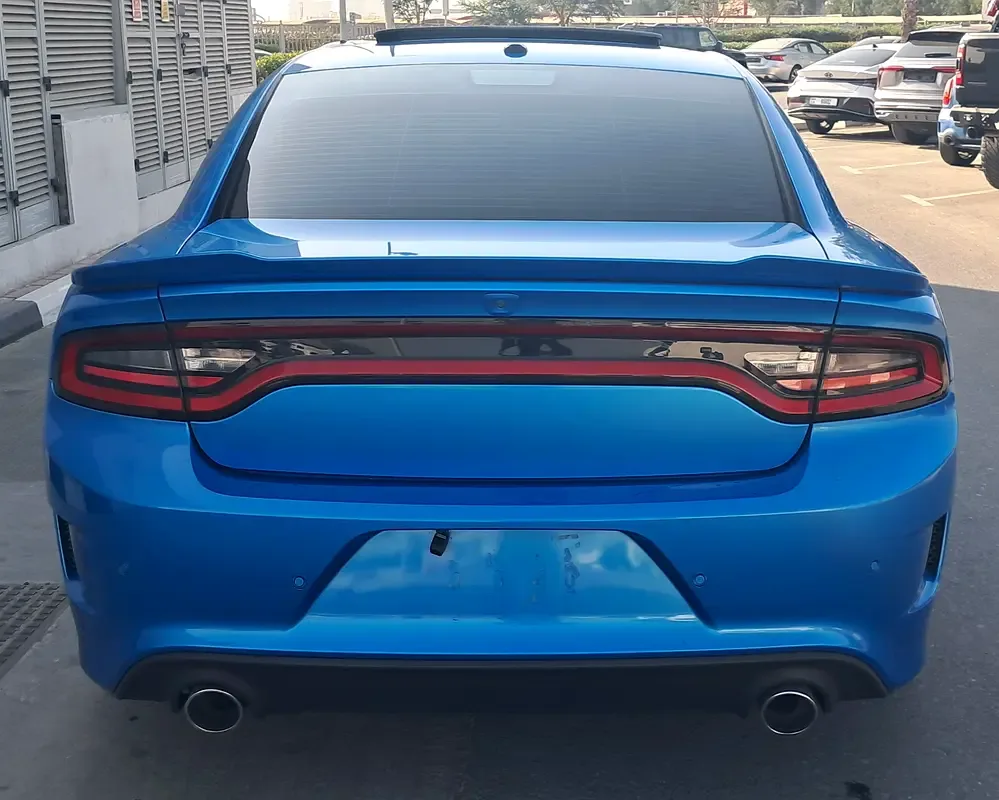 Dodge Charger 5.7 AT (377 hp) - 5
