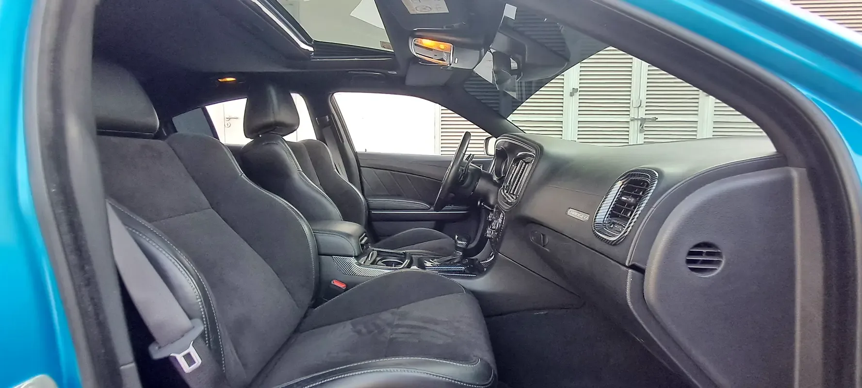 Dodge Charger 5.7 AT (377 hp) - 14