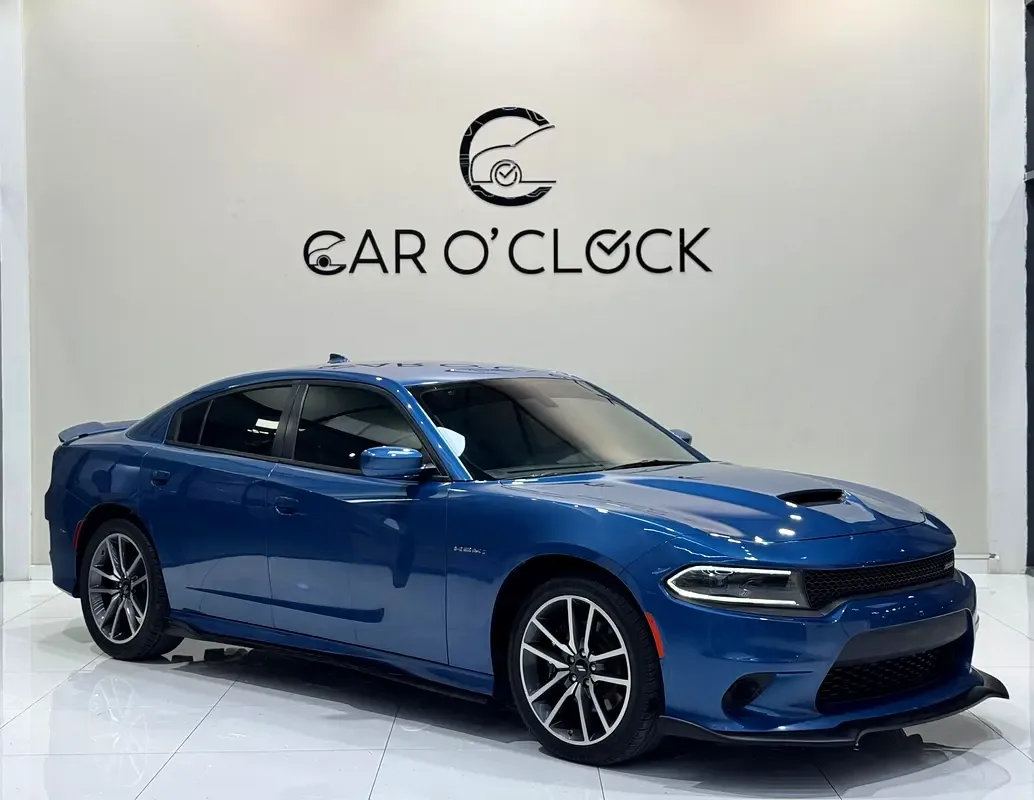 Dodge Charger 5.7 AT (377 حصان) - 2