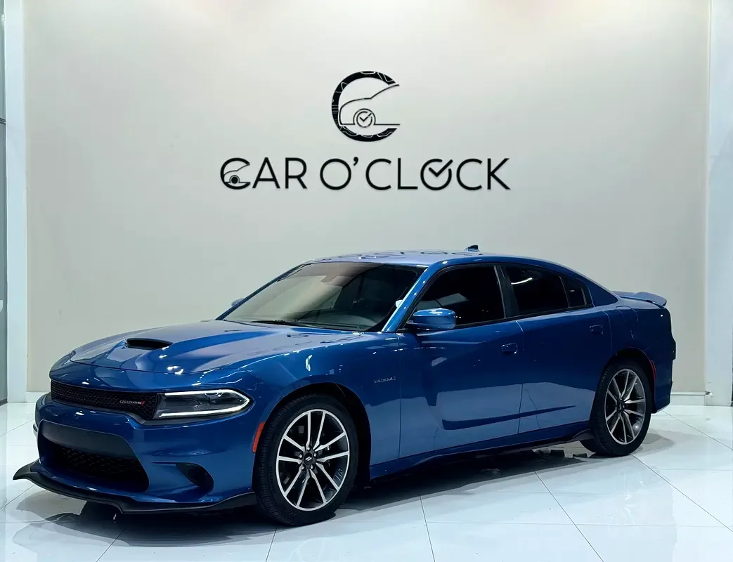 Dodge Charger 5.7 AT (377 حصان)