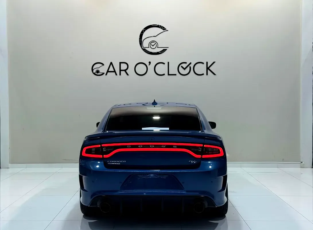 Dodge Charger 5.7 AT (377 حصان) - 8