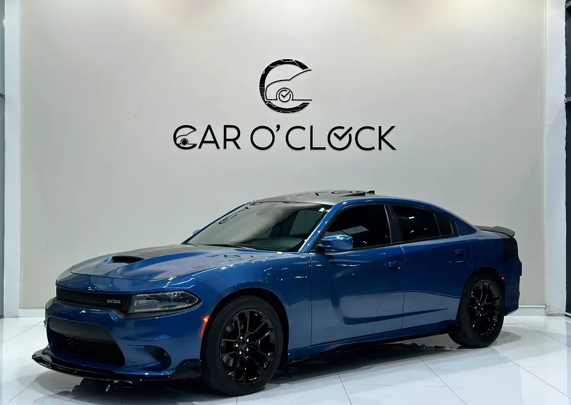 Dodge Charger 5.7 AT (377 hp)