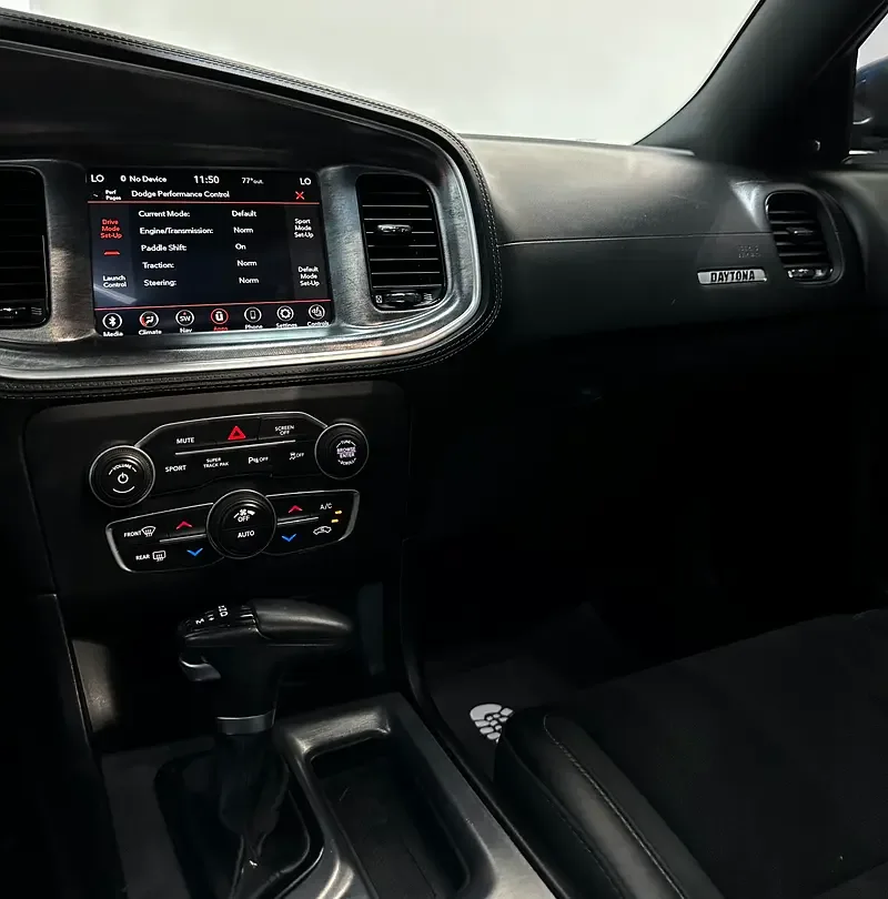 Dodge Charger 5.7 AT (377 hp) - 18