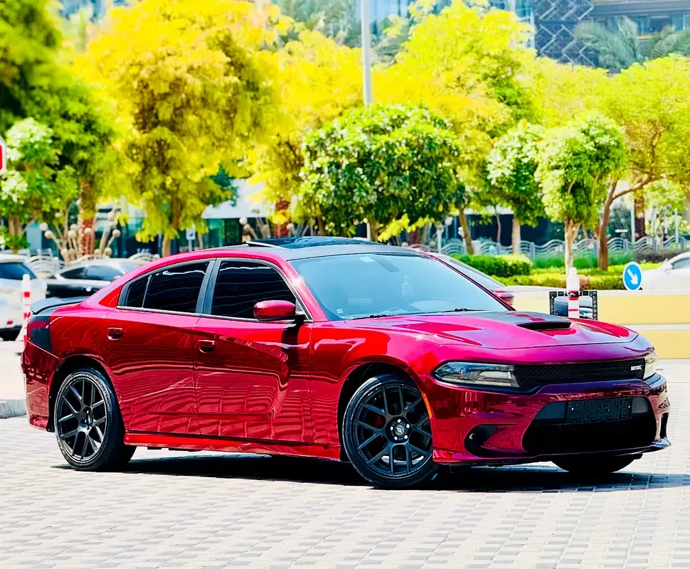 Dodge Charger 5.7 AT (377 حصان)