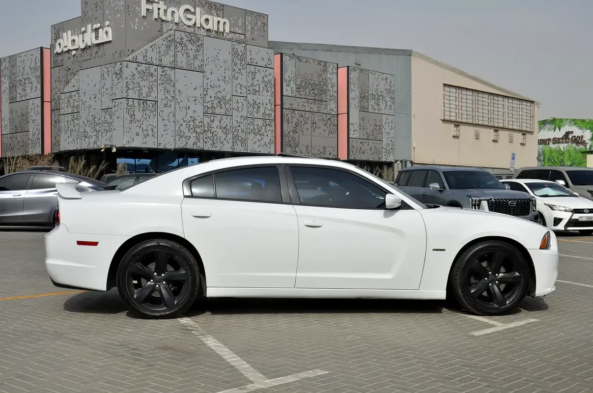 Dodge Charger 5.7 AT RWD (370 hp) - 3