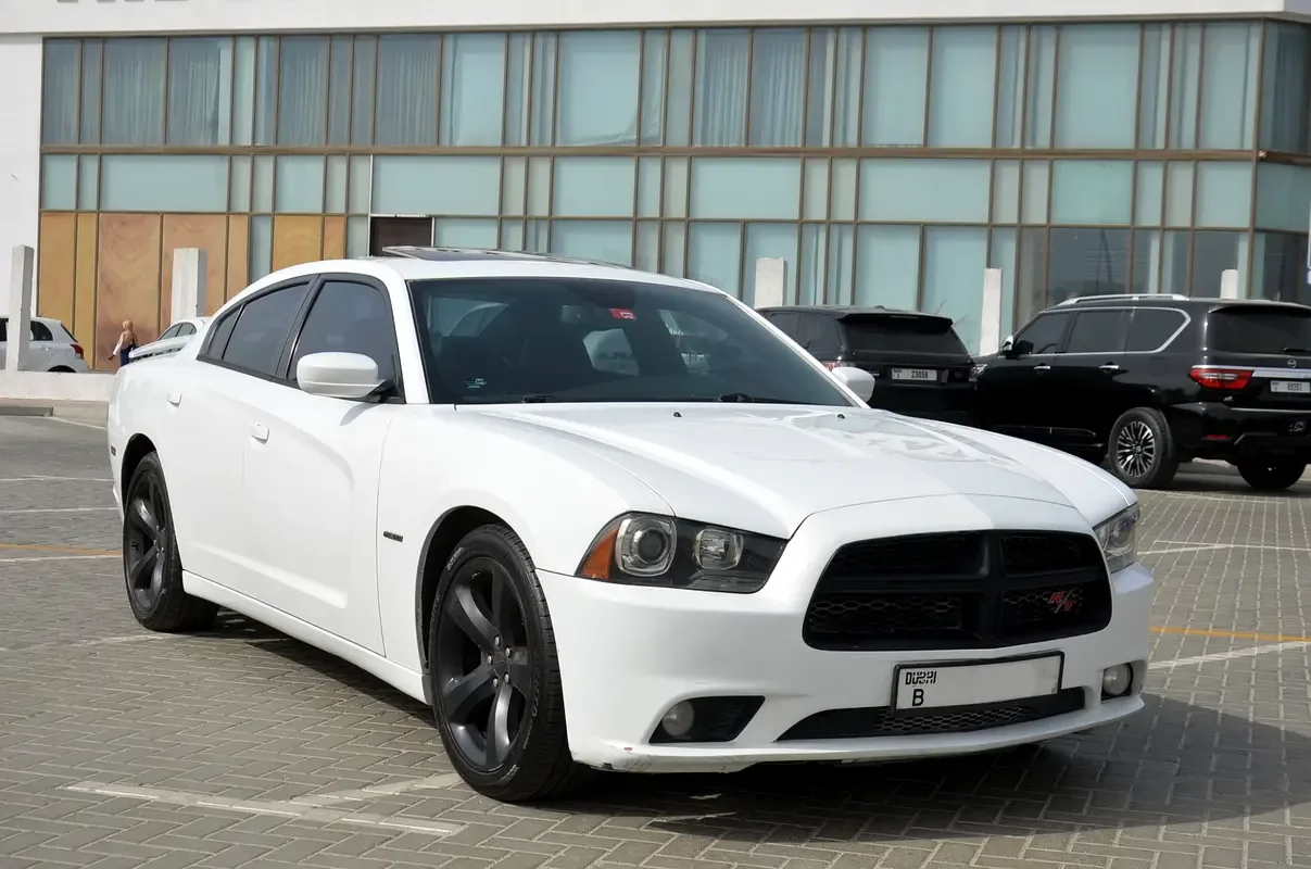 Dodge Charger 5.7 AT RWD (370 hp) - 6