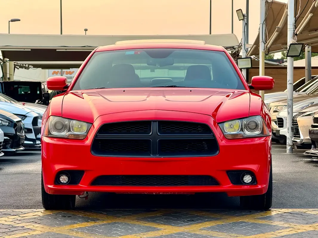 Dodge Charger 5.7 Hemi AT (375 hp)