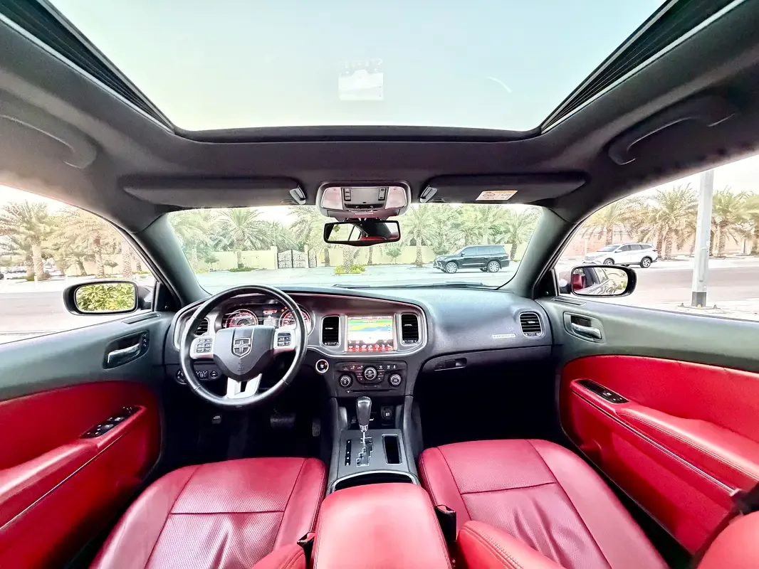 Dodge Charger 5.7 Hemi AT (375 hp) - 19