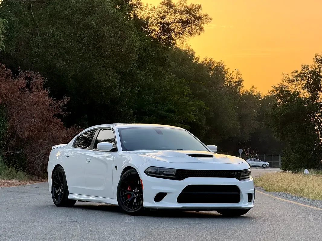 Dodge Charger 6.2 AT RWD (717 hp)