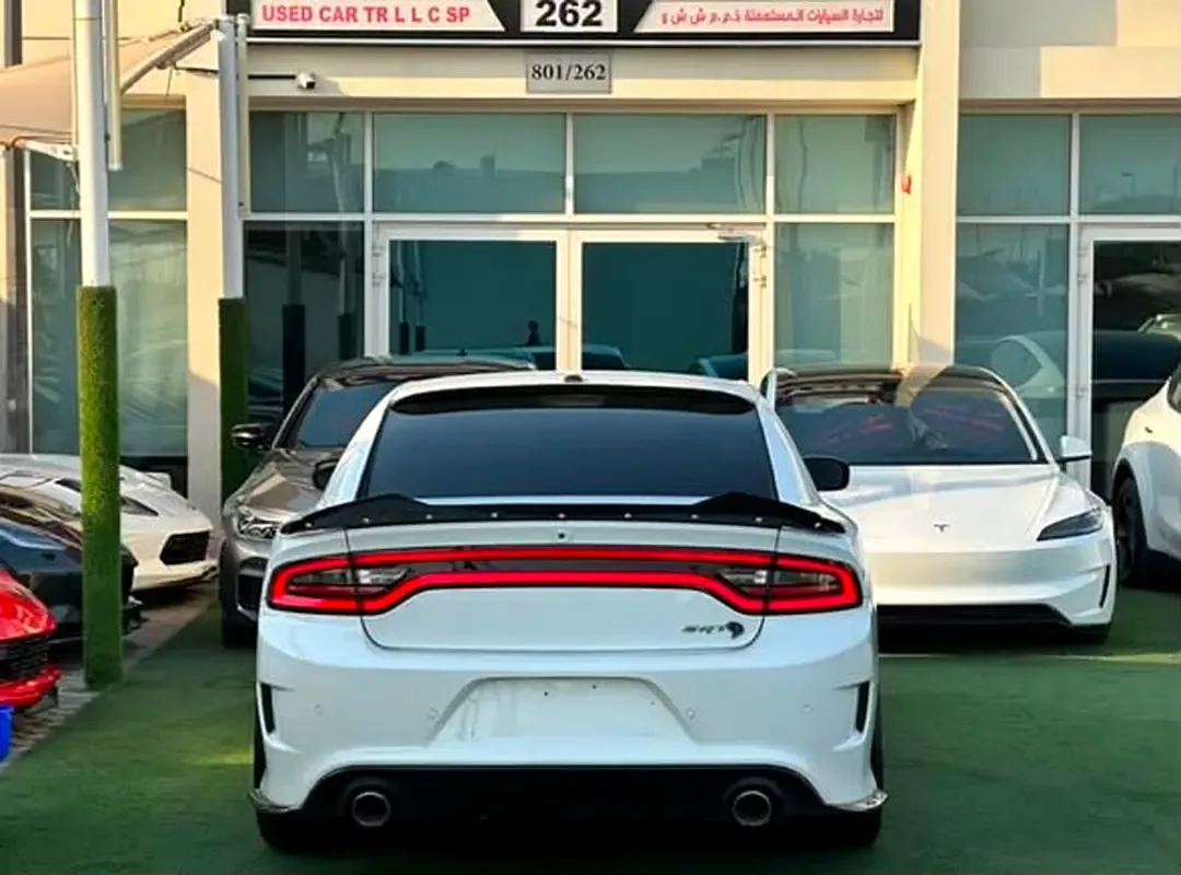 Dodge Charger 6.2 AT RWD (717 hp) - 6