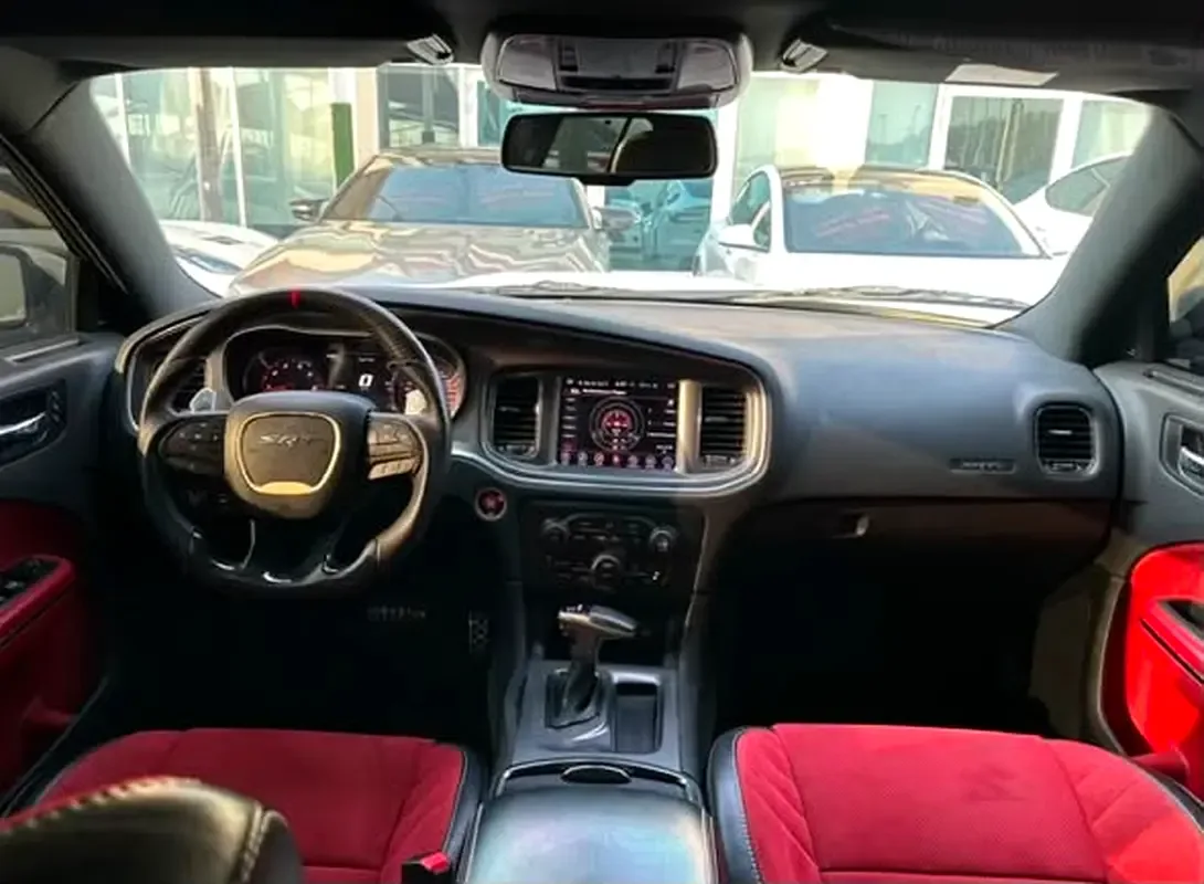 Dodge Charger 6.2 AT RWD (717 hp) - 11
