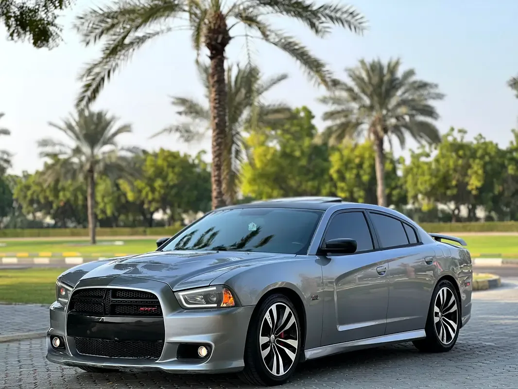 Dodge Charger 6.4 AT RWD (477 hp) - 2