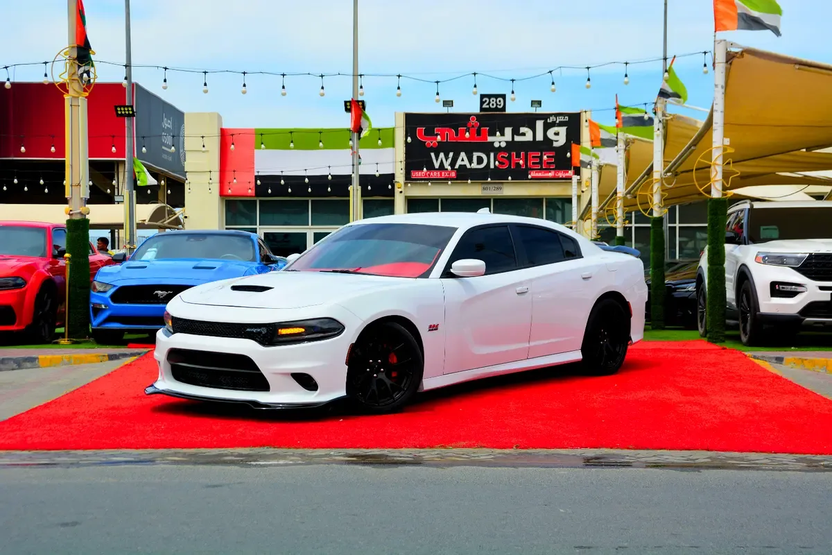 Dodge Charger 6.4 AT RWD (492 hp)