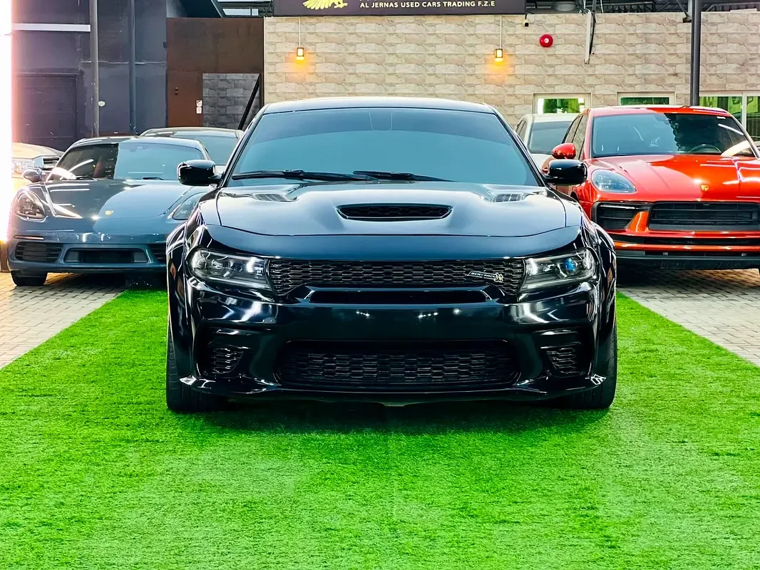 Dodge Charger 6.4 AT RWD (492 hp)