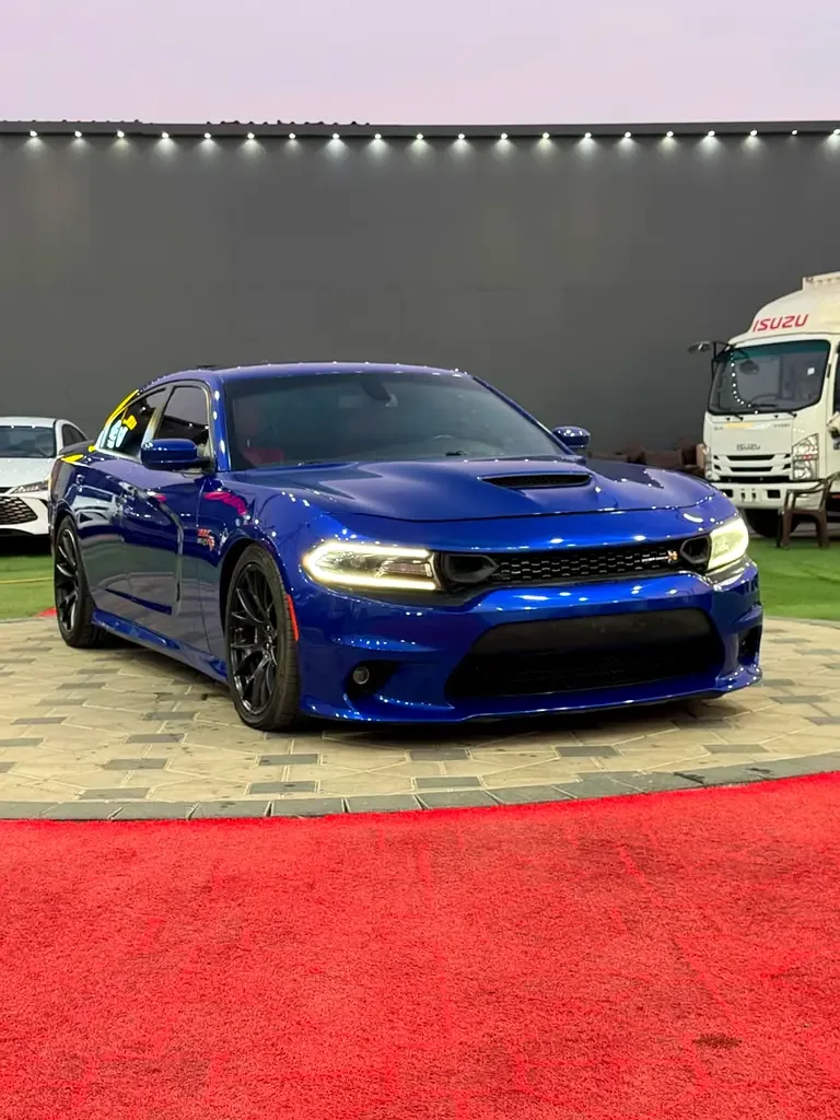 Dodge Charger 6.4 AT RWD (492 hp)