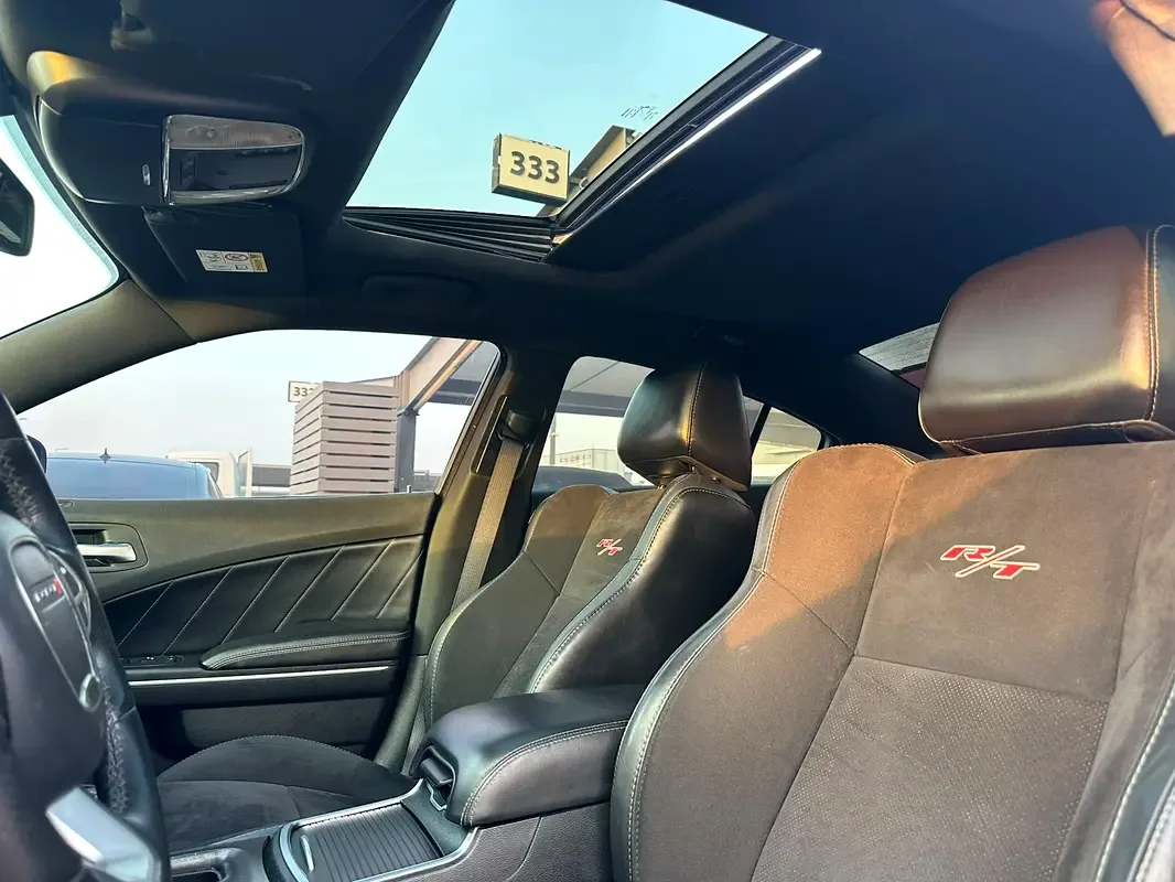 Dodge Charger 6.4 AT RWD (492 hp) - 10