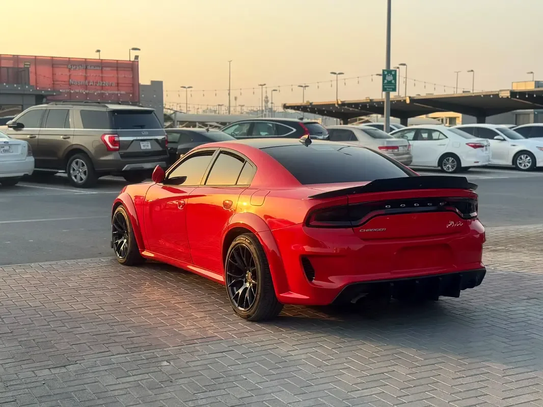 Dodge Charger 6.4 AT RWD (492 hp) - 5