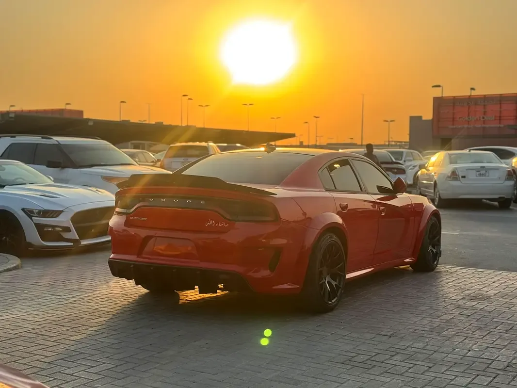 Dodge Charger 6.4 AT RWD (492 hp) - 6