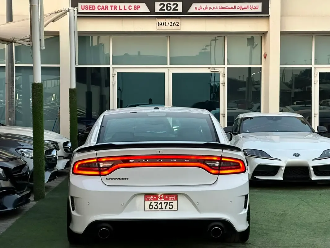 Dodge Charger 6.4 AT RWD (492 حصان) - 4