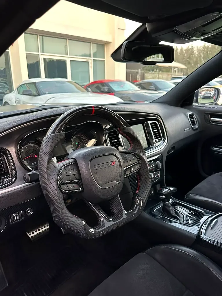 Dodge Charger 6.4 AT RWD (492 حصان) - 9