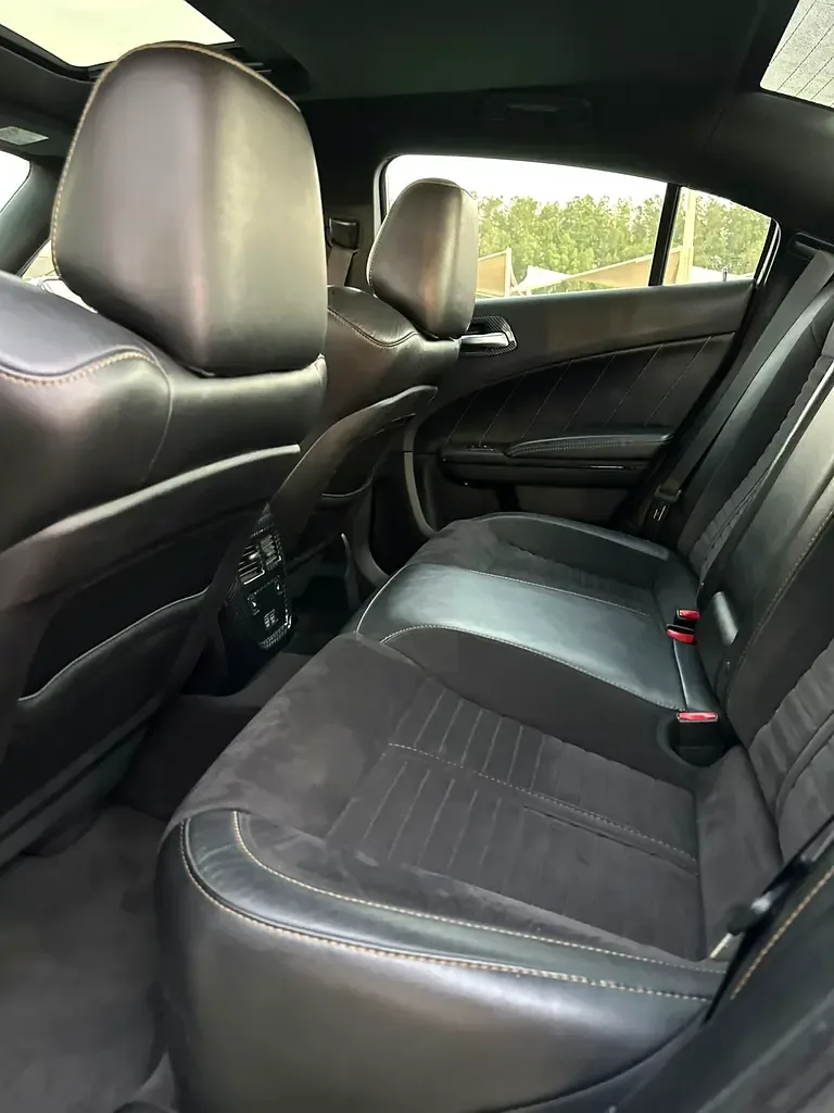 Dodge Charger 6.4 AT RWD (492 حصان) - 13