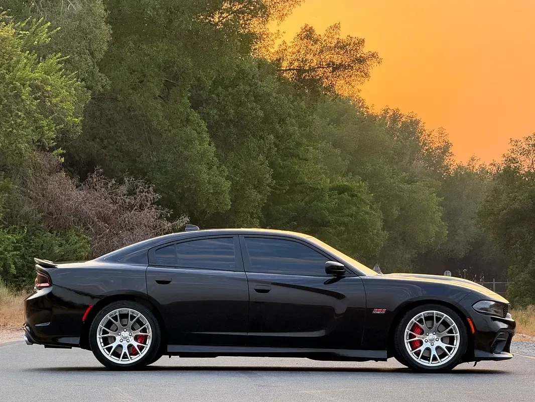 Dodge Charger 6.4 AT RWD (492 حصان) - 3