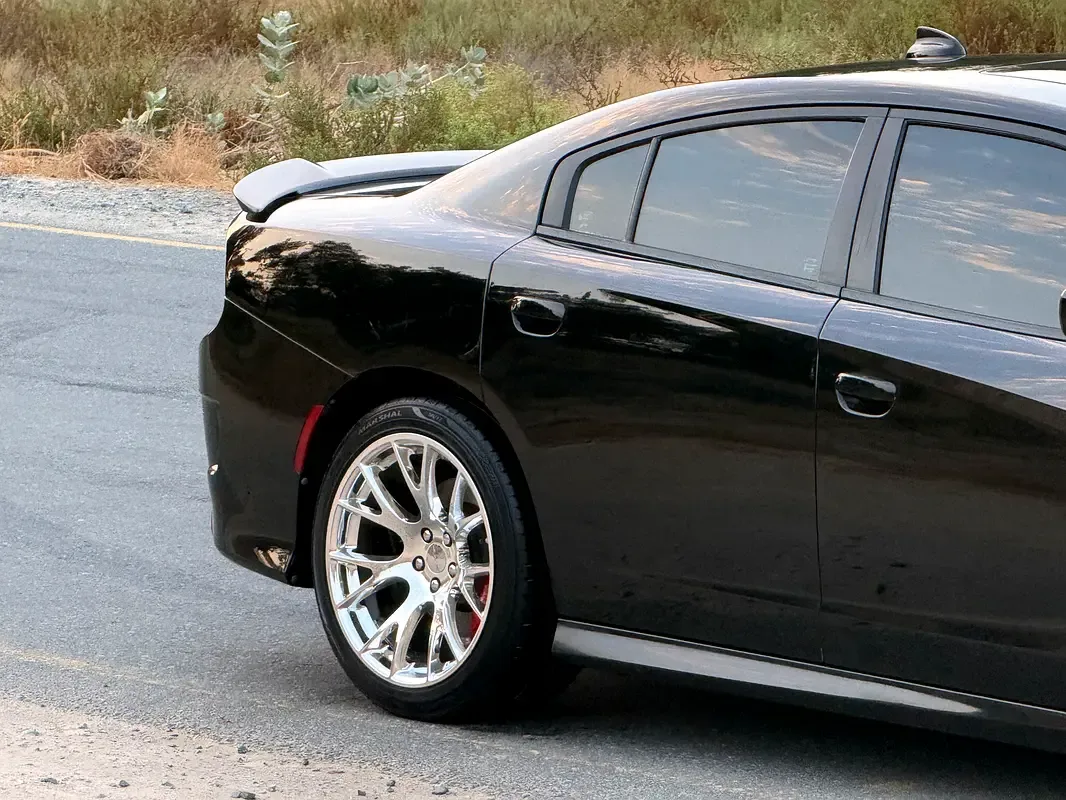 Dodge Charger 6.4 AT RWD (492 حصان) - 8