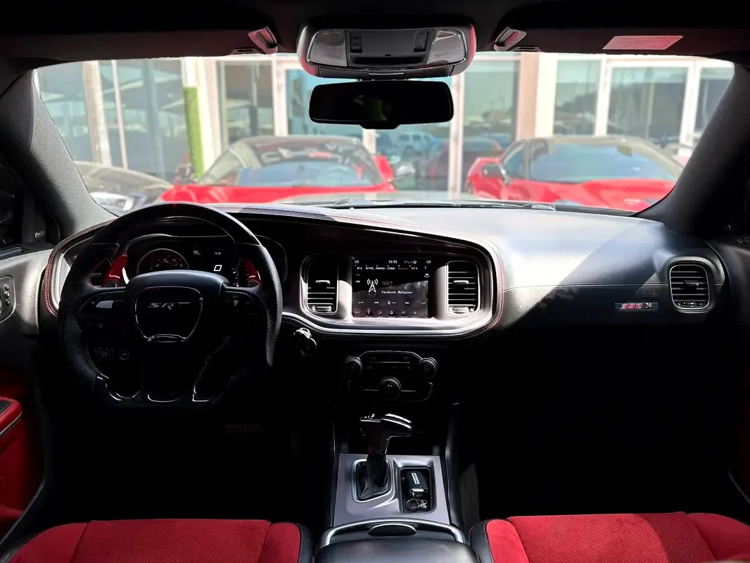 Dodge Charger 6.4 AT RWD (492 hp) - 6
