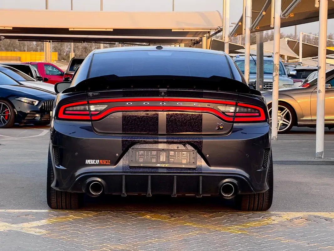 Dodge Charger 6.4 AT RWD (492 hp) - 6