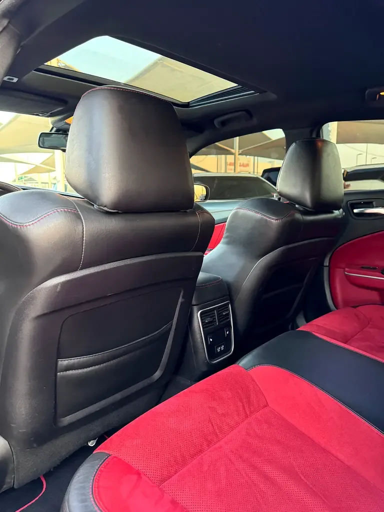 Dodge Charger 6.4 AT RWD (492 hp) - 13