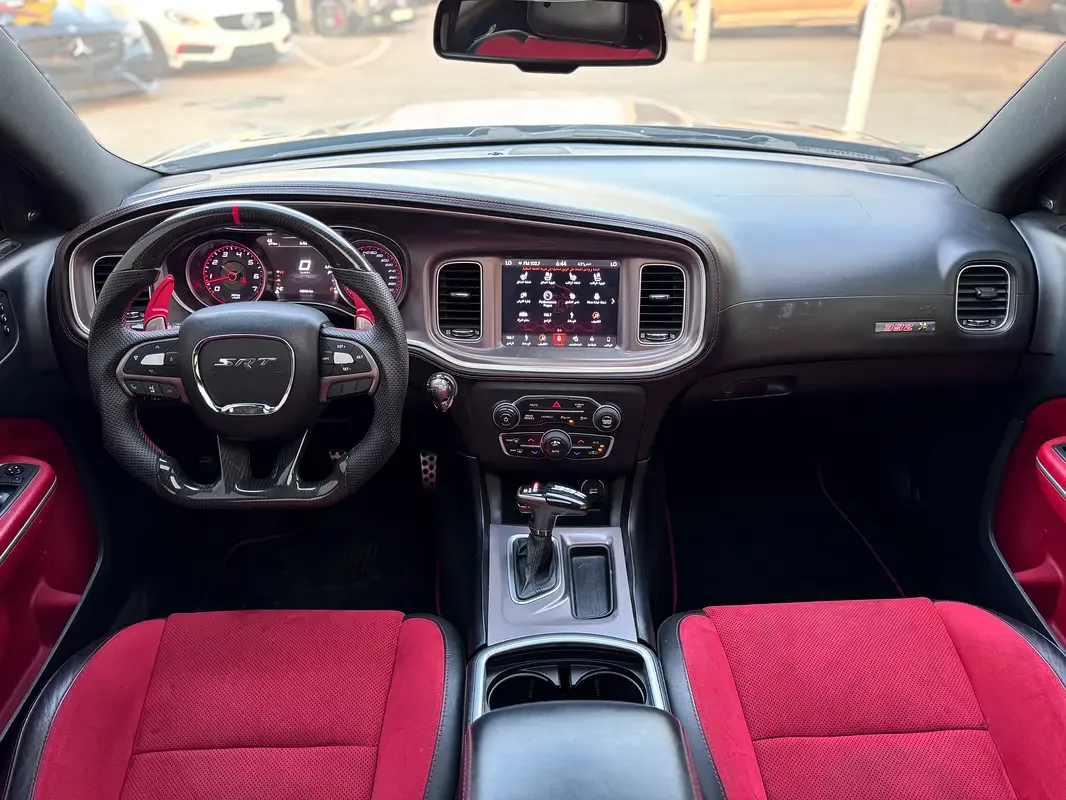 Dodge Charger 6.4 AT RWD (492 hp) - 14