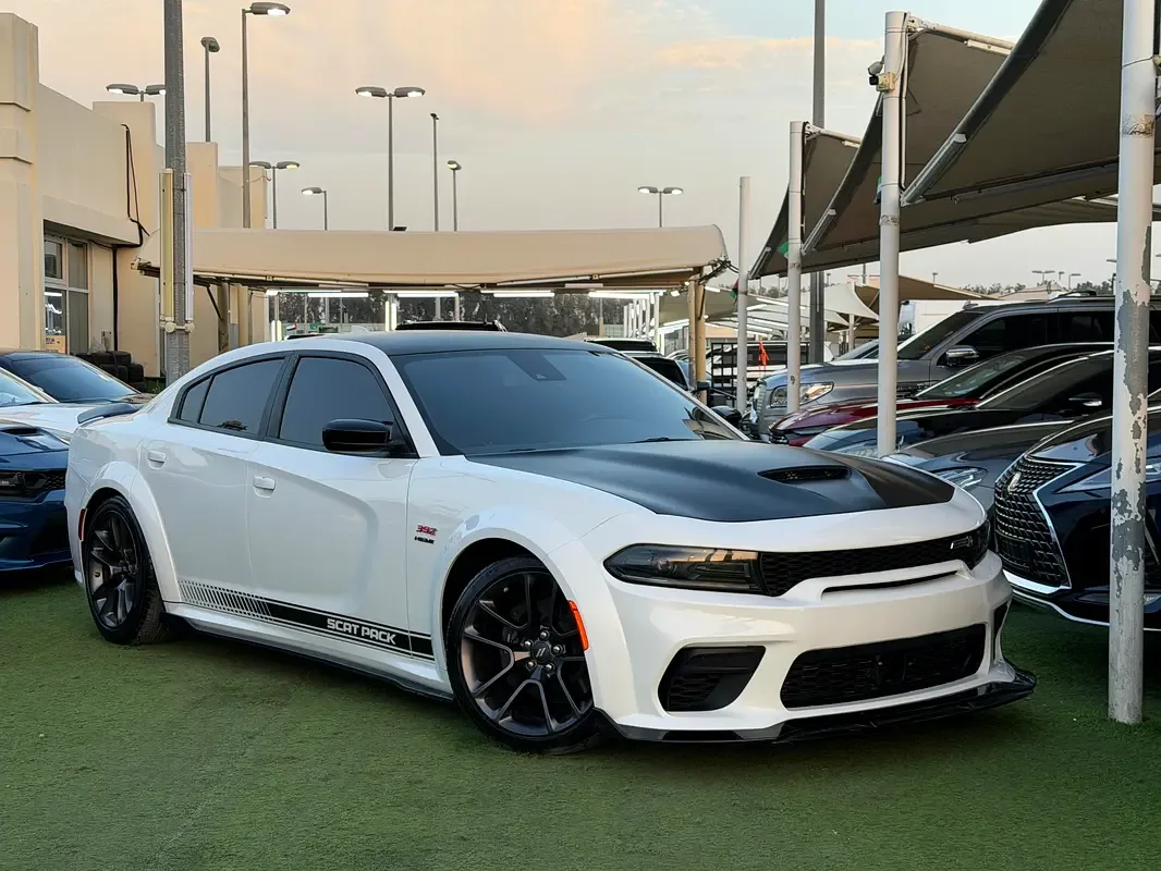 Dodge Charger 6.4 AT RWD (492 hp)