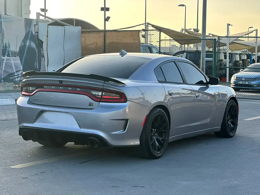 Dodge Charger 6.4 AT RWD (492 hp) - 5