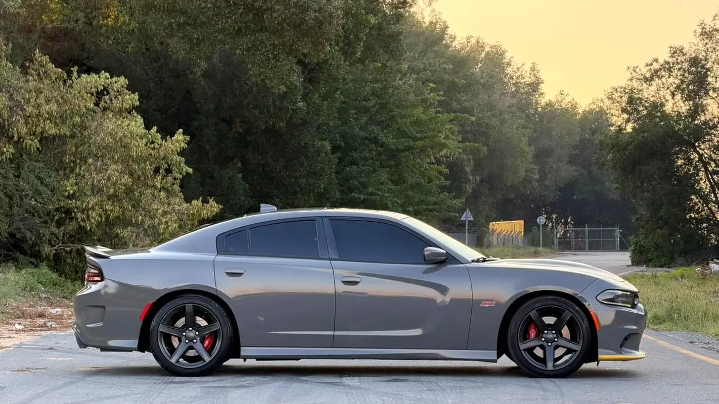 Dodge Charger 6.4 AT RWD (492 hp) - 5