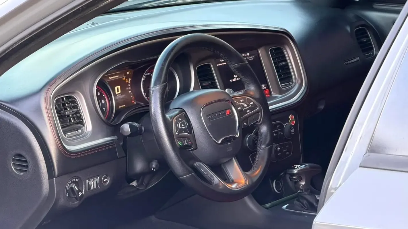 Dodge Charger 6.4 AT RWD (492 hp) - 10